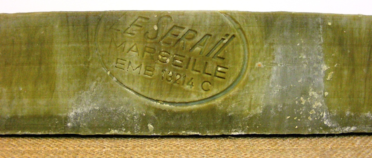 Savon de Marseille barre verte huile d olive 1 6KG LE