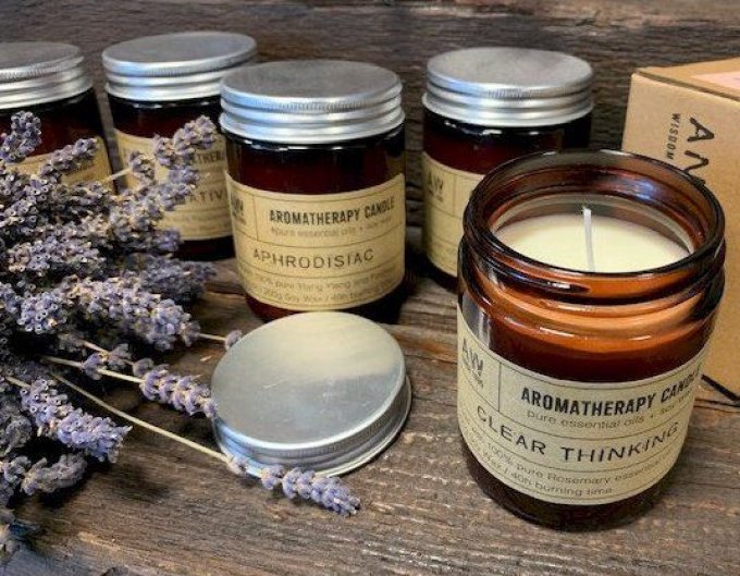 bougie-soja-aromatherapie-ylang-ylang-1-douceur-des-sens