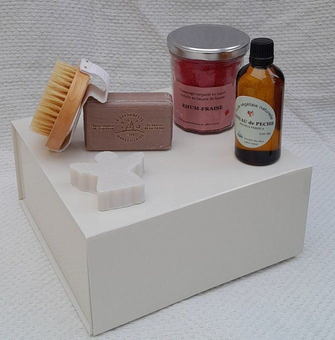 Coffret Noël gommage Rhum fraise huile noyau de pêche