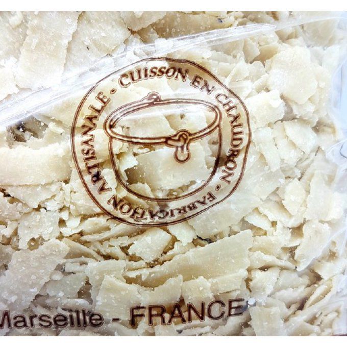 copeaux-paillettes-savon-Marseille-nature-blanc-huiles-végétales-le-sérail-5-douceur-des-sens.jpg