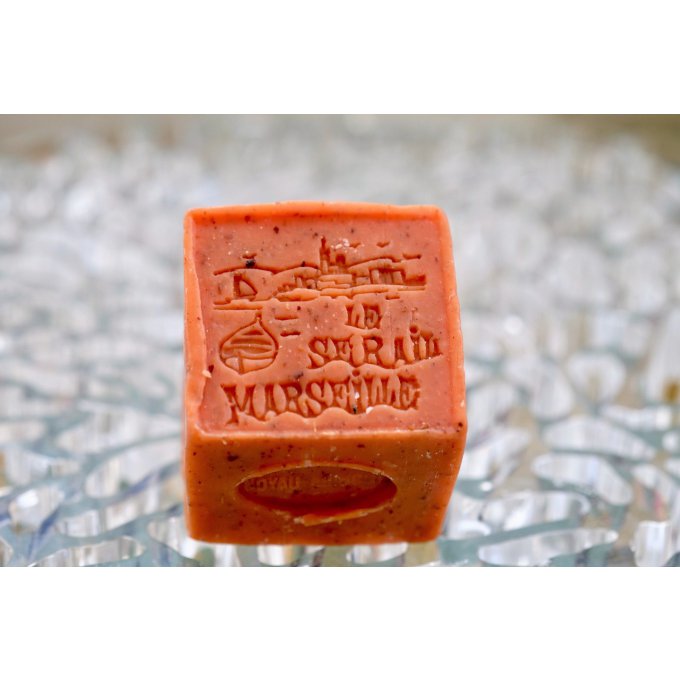 savon-Marseille-noyau-abricot-cube-150g.jpeg