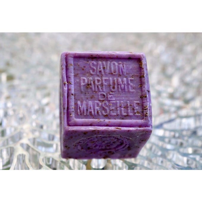 savon-Marseille-lavande-broyée-cube-300g.jpeg