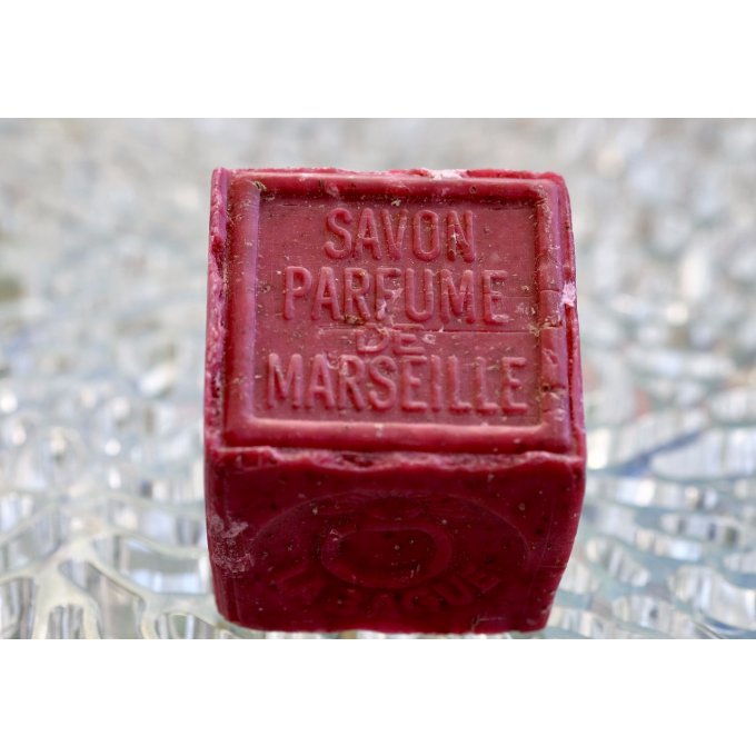 savon-Marseille-vigne-rouge-cube-300g.jpeg
