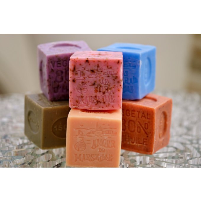 Savon de Marseille vigne rouge cube 150GR | LE SERAIL