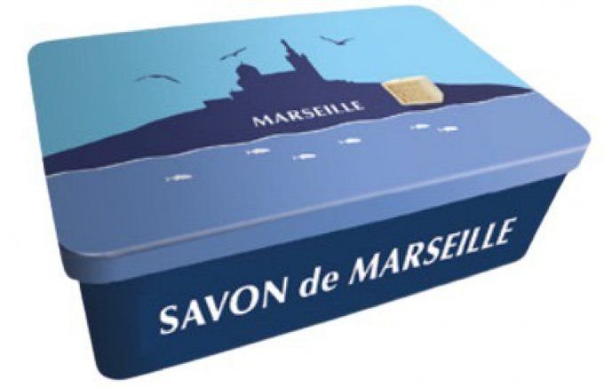 Coffret boite métal garnie 4 savons bave escargot 100g