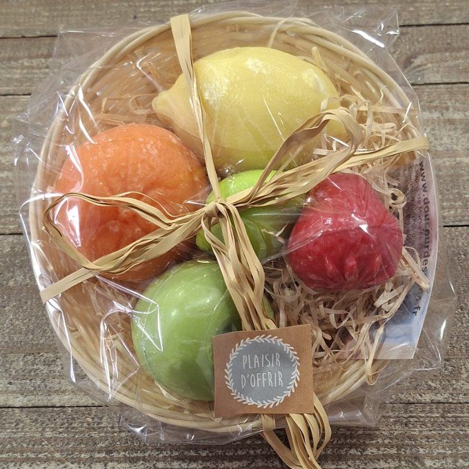panier-de-savons-fruits-2-douceur-des-sens.jpg