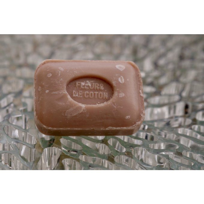 savon-de-Marseille-fleur-de-coton-100g-Le-Sérail-douceur-des-sens.jpg