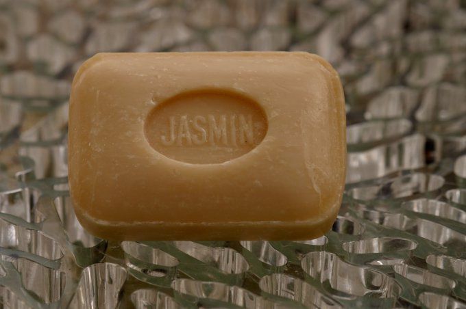 savon-de-Marseille-jasmin-le-sérail-douceur-des-sens.jpg