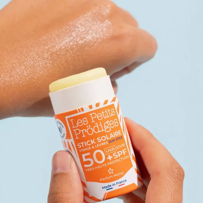 stick-solaire-spf50-les-petits-prodiges-15-g-1-douceur-des-sens.jpg