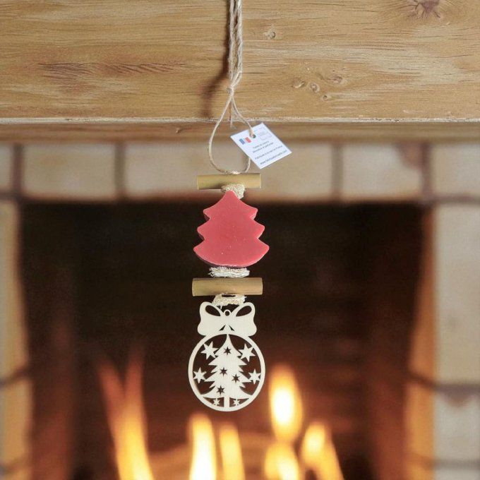Tresse savon sapin rouge et "boule de Noël" en bois