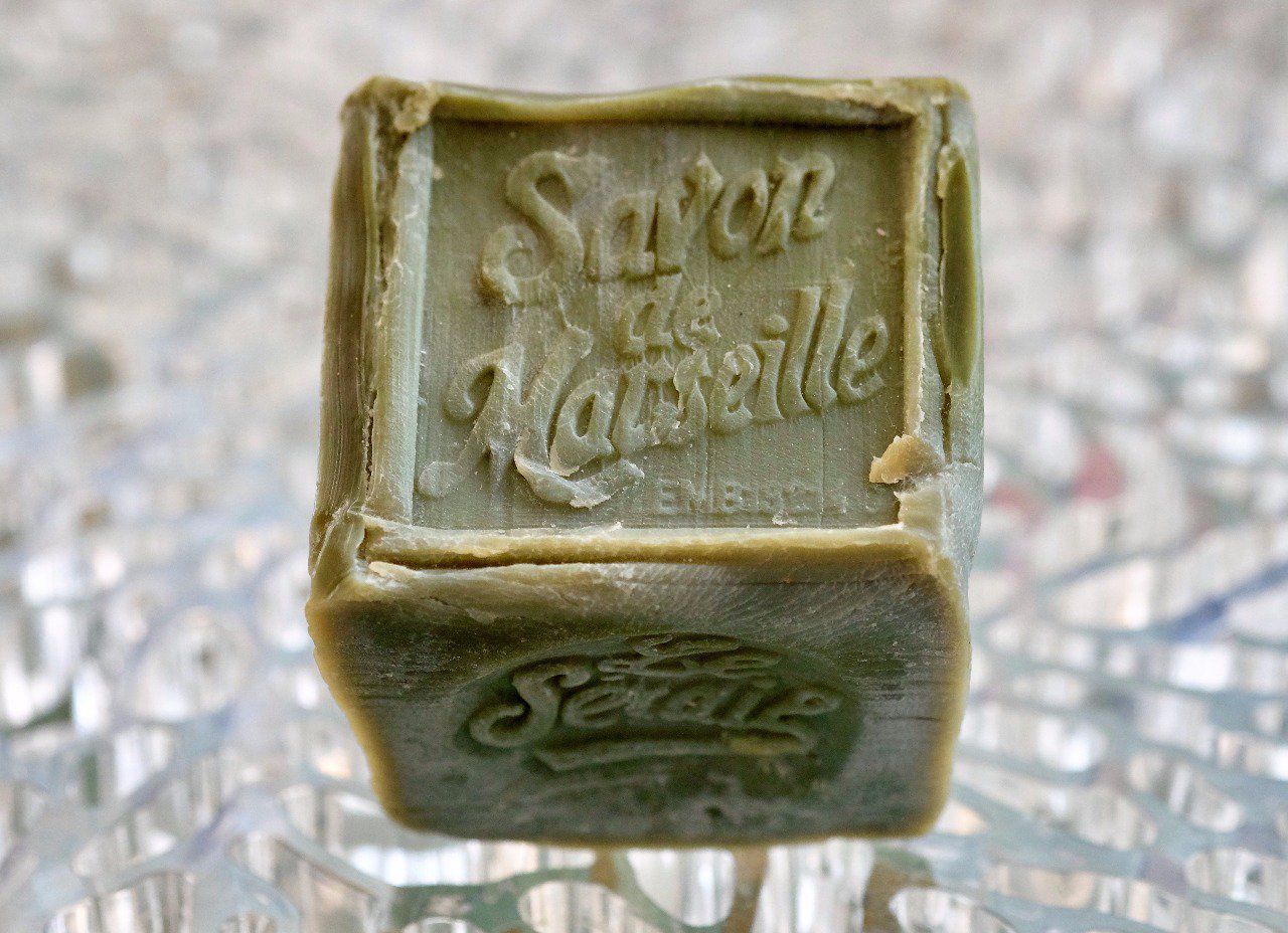 véritable-savon-de-marseille-le-sérail.jpg